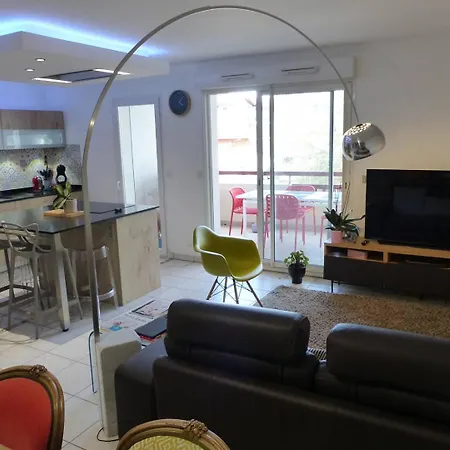 Apartmán Opaline. Bel Avec Grande Terrasse Pour 4 Personnes