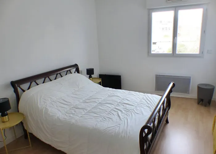 Opaline. Bel Avec Grande Terrasse Pour 4 Personnes Apartment
