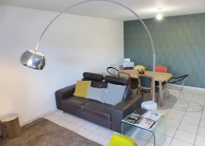 Apartment Opaline. Bel Avec Grande Terrasse Pour 4 Personnes